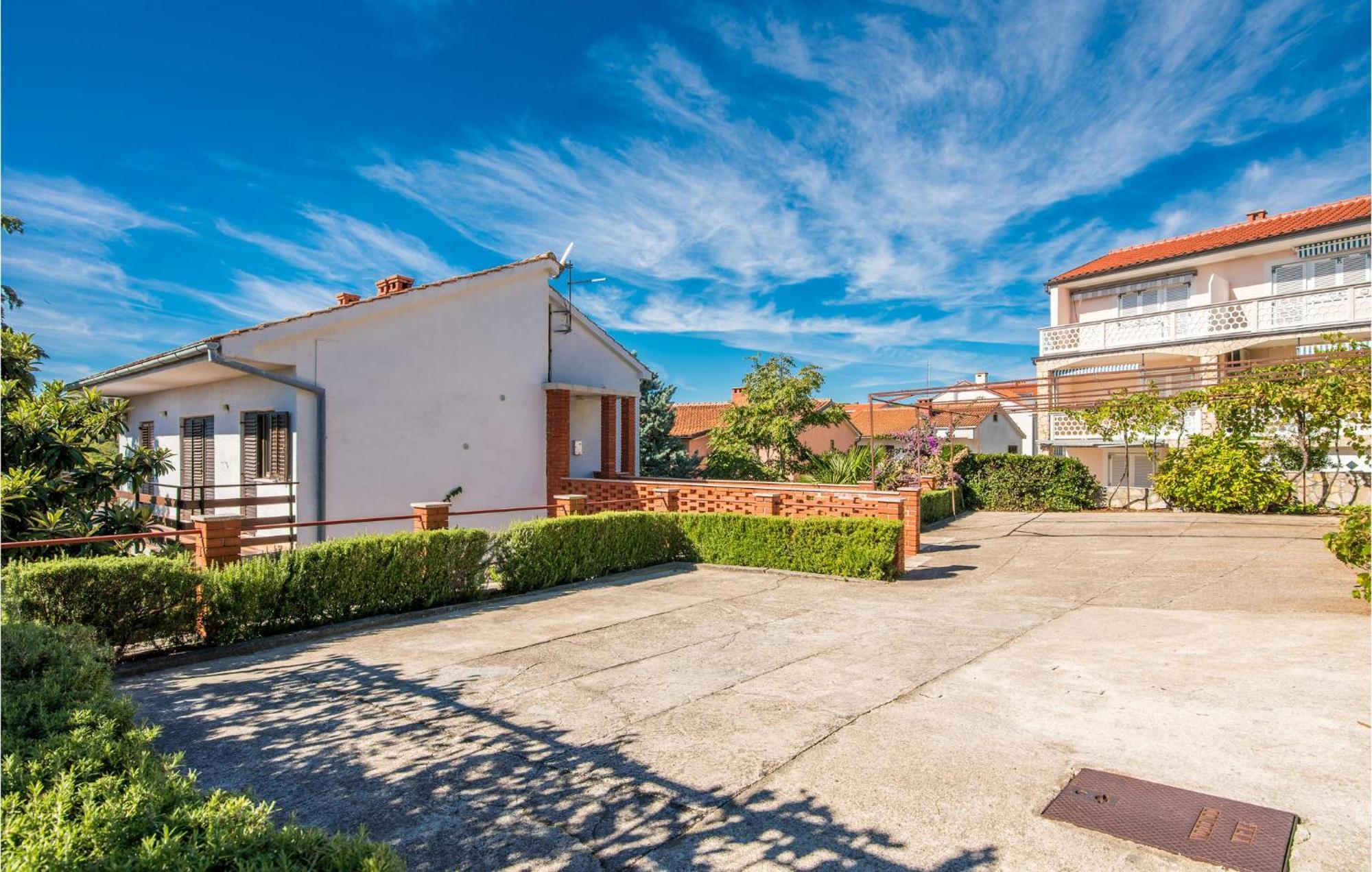 Gorgeous Apartment In Krk With Kitchen Krk Town Exteriör bild